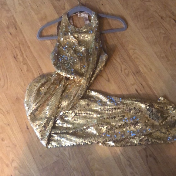 PEAK Starlink Development LTD-Long Dress - Picture 6 of 10